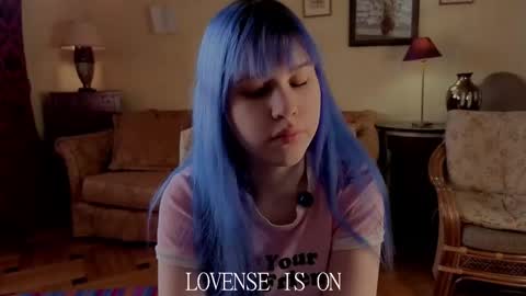 Eliz online show from March 3, 2026, 2:18 am