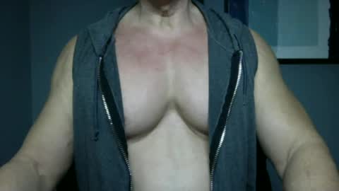 BGDKMUSCLEGUY - SELECTED BY CHATURBATE AS A TOP BROADCASTER FOR 2023 online show from December 23, 2024, 6:11 am