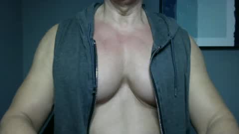 BGDKMUSCLEGUY - SELECTED BY CHATURBATE AS A TOP BROADCASTER FOR 2023 online show from December 23, 2024, 5:43 pm