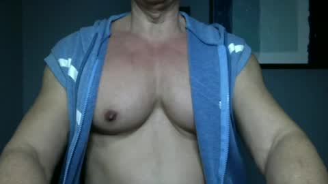 BGDKMUSCLEGUY - SELECTED BY CHATURBATE AS A TOP BROADCASTER FOR 2023 online show from December 28, 2024, 2:22 am