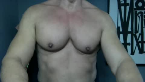 BGDKMUSCLEGUY - SELECTED BY CHATURBATE AS A TOP BROADCASTER FOR 2023 online show from March 25, 2026, 5:08 pm