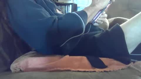 Snapshot of bi__daddy__teaseu chatting on May 31, 2026, 3:08 pm Teasing Daddy 4 You online show from May 31, 2026, 3:08 pm