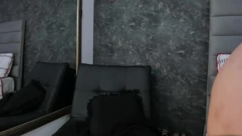 Snapshot of bianca_bella_ chatting on December 31, 2024, 4:25 pm BESHA... online show from December 31, 2024, 4:25 pm