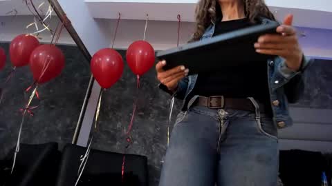 Snapshot of bianca_bella_ chatting on February 21, 2025, 1:11 am BESHA... online show from February 21, 2025, 1:11 am