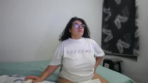 Snapshot of bianca_boobs chatting on June 18, 2026, 9:09 am Bianca Tuesday to Sunday from 2am to 6am UTC-5 online show from June 18, 2026, 9:09 am