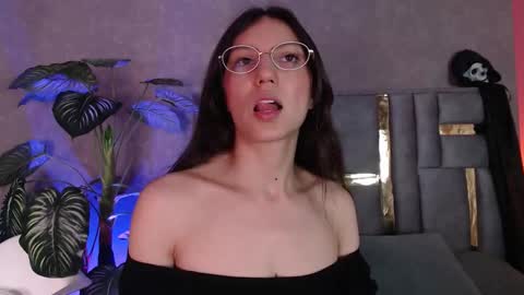 Bianca online show from October 22, 2025, 3:07 am