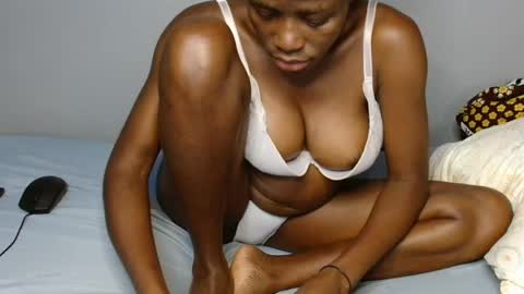 Snapshot of bianca_lue chatting on June 17, 2026, 3:20 am bianca baby online show from June 17, 2026, 3:20 am