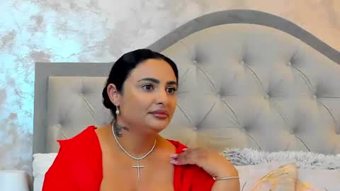 Bianca Vale online show from July 5, 2026, 5:47 am