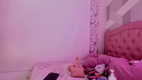 Bianca online show from November 1, 2025, 5:48 pm