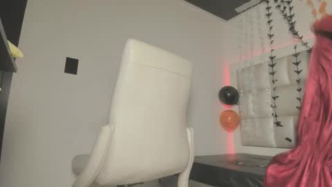 bibiana_js_ online show from October 28, 2025, 11:58 am