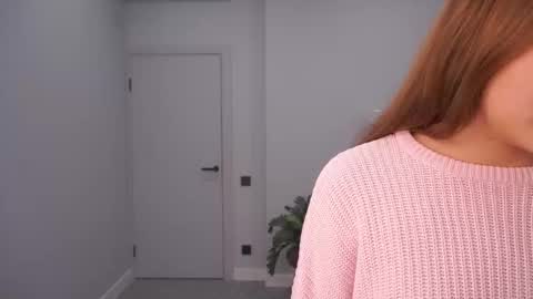 Ophelia online show from September 28, 2025, 6:13 pm