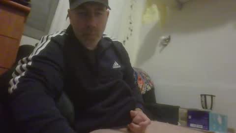 bibo85_99 online show from May 2, 2026, 8:58 pm