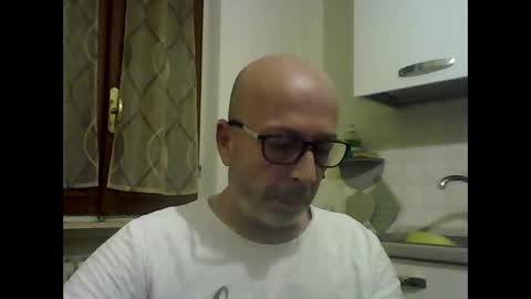 Snapshot of big23italy chatting on April 28, 2026, 2:21 am big23italy online show from April 28, 2026, 2:21 am