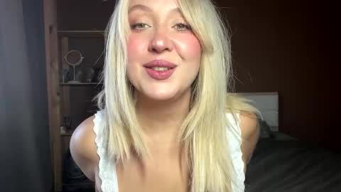 Eva online show from September 15, 2025, 3:50 am