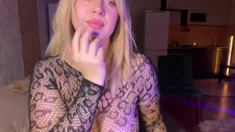 Eva online show from April 7, 2026, 1:28 am