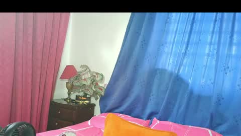 Marcela online show from April 26, 2026, 2:04 pm