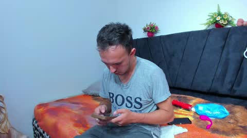 john and cris online show from April 2, 2026, 7:11 pm