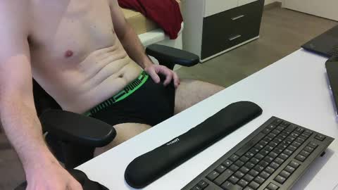 big_tobi_1 online show from April 14, 2026, 5:57 am