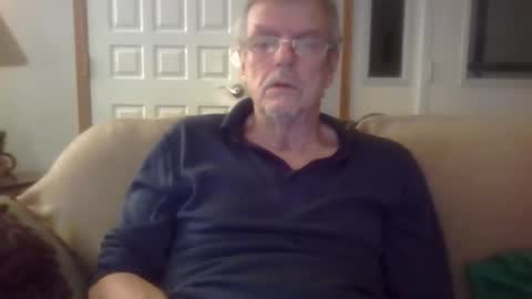 bigalnoone online show from October 28, 2025, 4:05 am