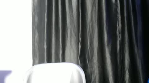 bella online show from November 11, 2025, 7:14 pm