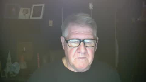 Snapshot of bigbeerdrinker1 chatting on December 7, 2024, 6:21 am bigbeerdrinker online show from December 7, 2024, 6:21 am