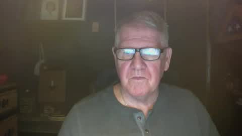 Snapshot of bigbeerdrinker1 chatting on February 9, 2026, 5:44 am bigbeerdrinker online show from February 9, 2026, 5:44 am