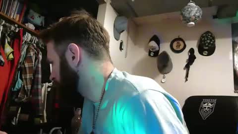 Anti hero online show from January 7, 2026, 1:13 pm