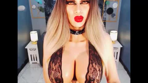 Loraine Cruz online show from February 12, 2026, 3:18 pm