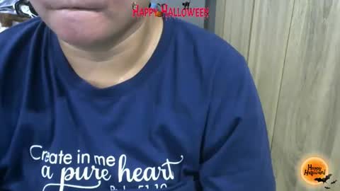 bigboobslyn online show from November 2, 2025, 1:57 pm