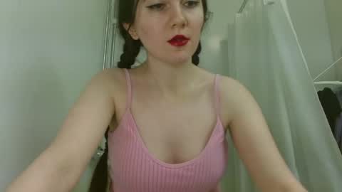 Snapshot of bigbootybunny chatting on April 17, 2026, 1:03 pm Isabella online show from April 17, 2026, 1:03 pm