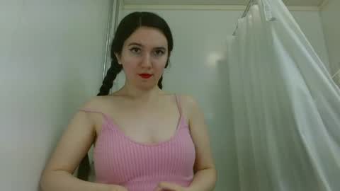 Snapshot of bigbootybunny chatting on April 28, 2026, 8:19 am Isabella online show from April 28, 2026, 8:19 am