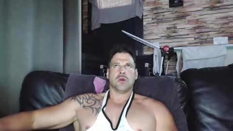 Bigboyband online show from November 4, 2025, 4:17 pm