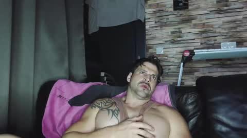 Bigboyband online show from December 14, 2025, 7:29 pm