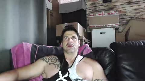 Bigboyband online show from April 12, 2026, 9:58 am