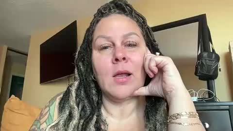 BIG BREAST SABRINA online show from May 8, 2026, 1:05 pm