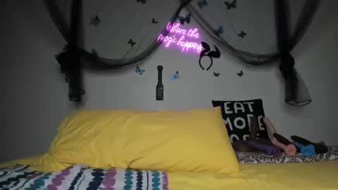 bigbuttsarena online show from February 4, 2025, 7:11 pm