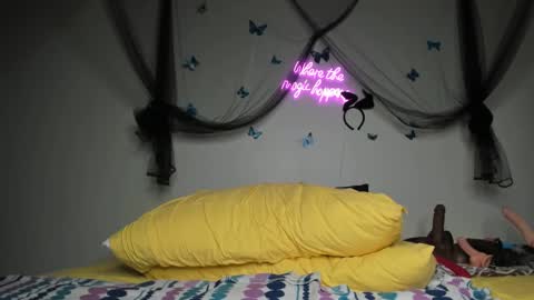 bigbuttsarena online show from February 11, 2025, 7:38 pm