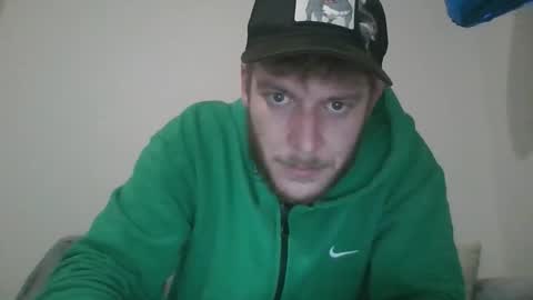 Snapshot of bigcaramel18 chatting on October 19, 2025, 10:05 am bigcaramel18 online show from October 19, 2025, 10:05 am