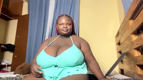 Snapshot of bigchocotities chatting on February 26, 2025, 1:43 am bigchocotities online show from February 26, 2025, 1:43 am