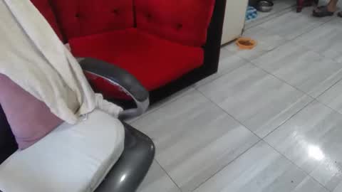 bigcock_hair online show from December 5, 2025, 6:04 pm