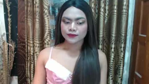 Snapshot of bigcockoncum chatting on December 4, 2024, 12:36 pm Chloe online show from December 4, 2024, 12:36 pm