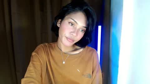 katherine Pierce online show from March 7, 2025, 3:28 pm