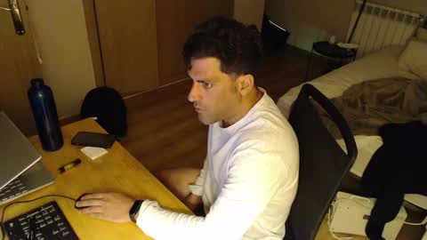 bigcok35spain online show from September 28, 2025, 7:08 pm