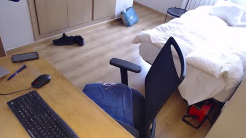 Snapshot of bigcok35spain chatting on March 8, 2026, 10:30 am bigcok35spain online show from March 8, 2026, 10:30 am