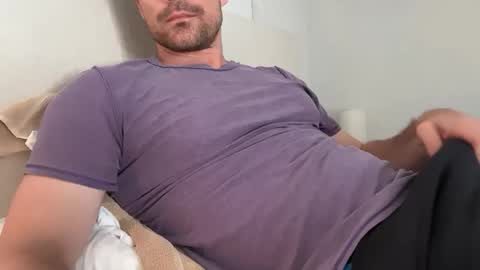 bigcollegecock69690 online show from March 18, 2026, 7:39 pm