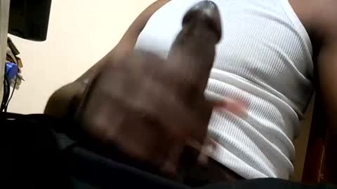 bigd_ja2001 online show from February 16, 2025, 5:37 am