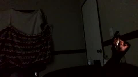 Longjon online show from April 19, 2026, 1:49 am