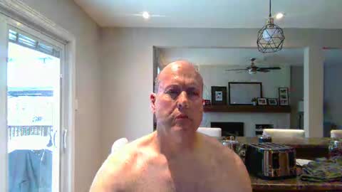 Snapshot of bigdave10005 chatting on February 9, 2025, 1:25 pm bigdave10005 online show from February 9, 2025, 1:25 pm