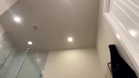 Bandit  Adrienne online show from February 18, 2025, 6:47 pm