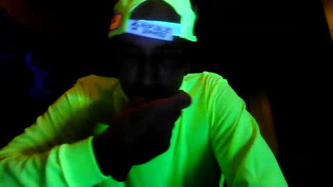 bigdickdaddy7201979564868 online show from June 18, 2026, 8:36 am